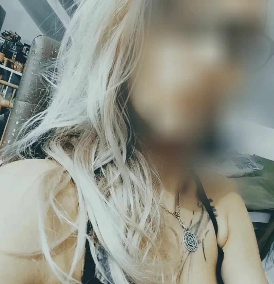 Andrea, 30