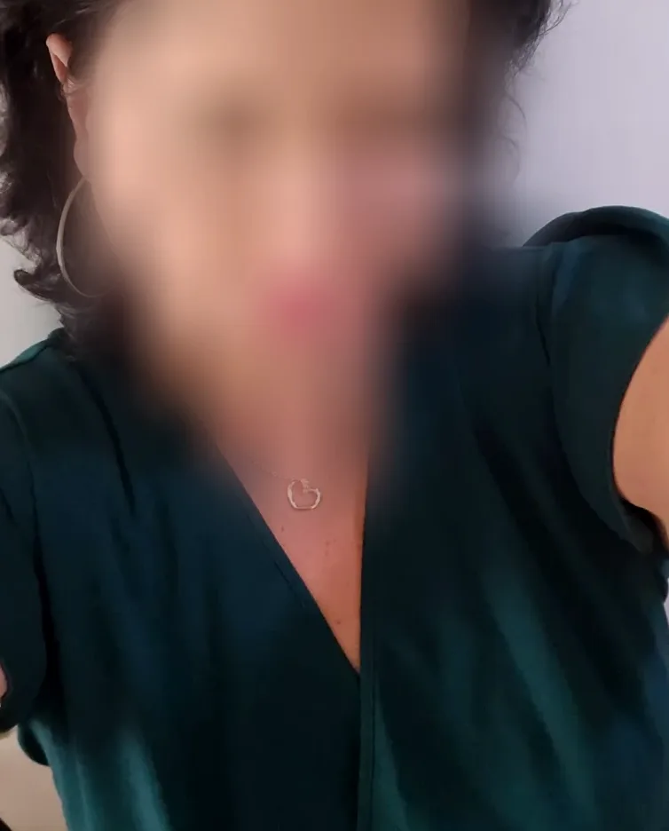 Fiona, 38