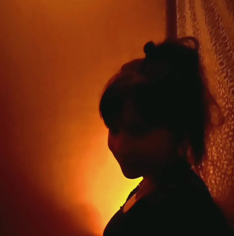 Nora, 26