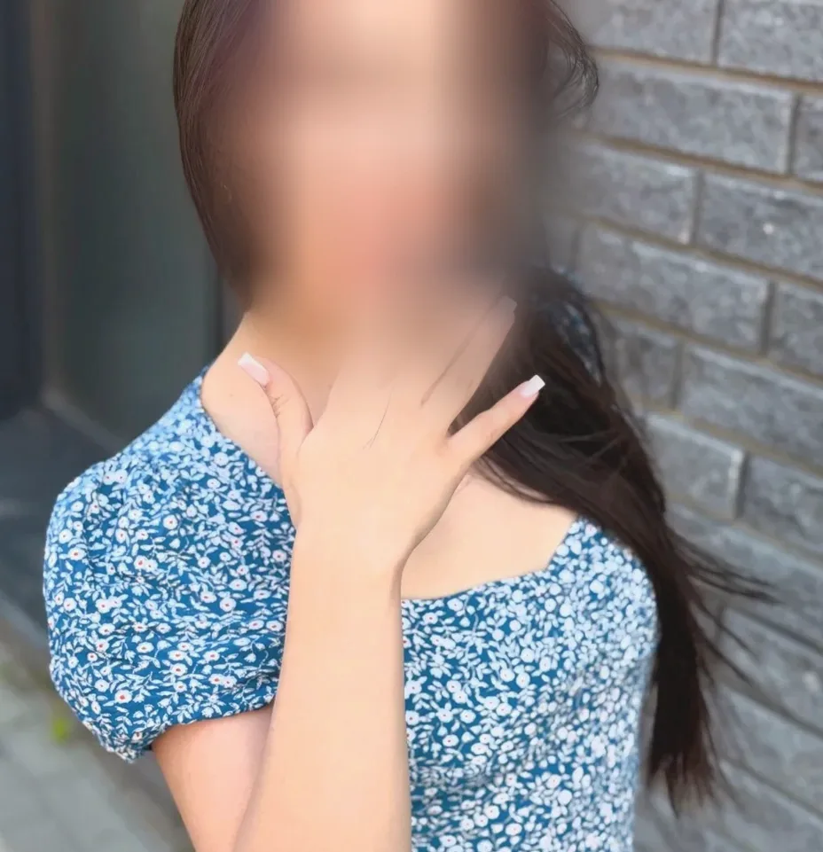 Pia, 22